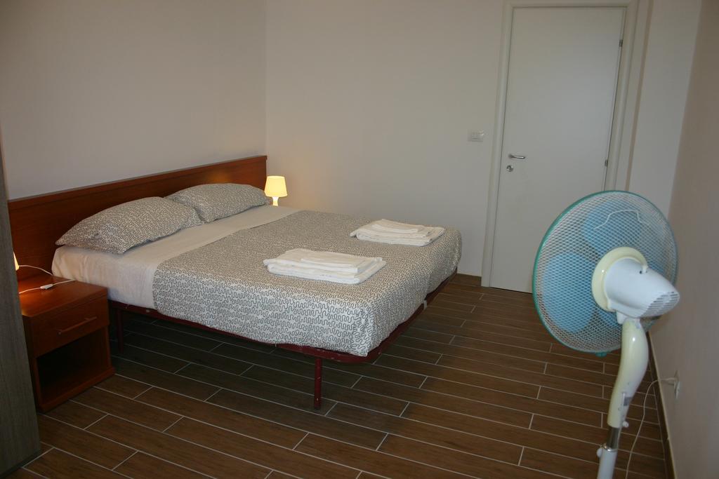 Vittoria Guest House Рим Екстериор снимка