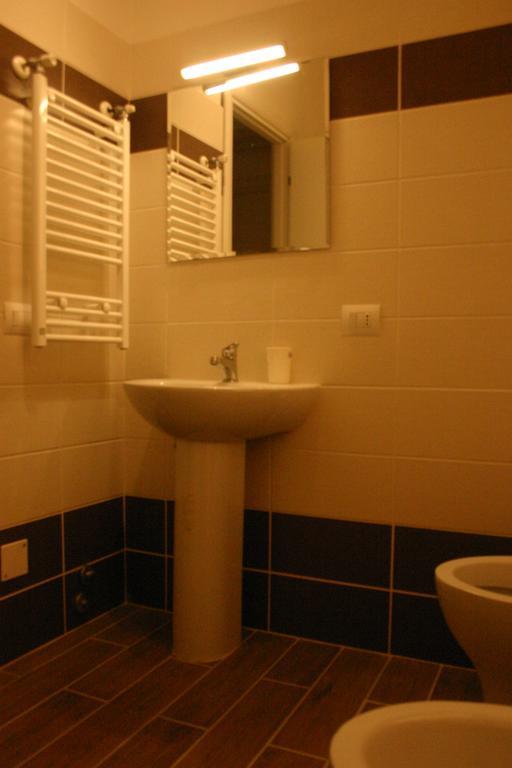 Vittoria Guest House Рим Екстериор снимка