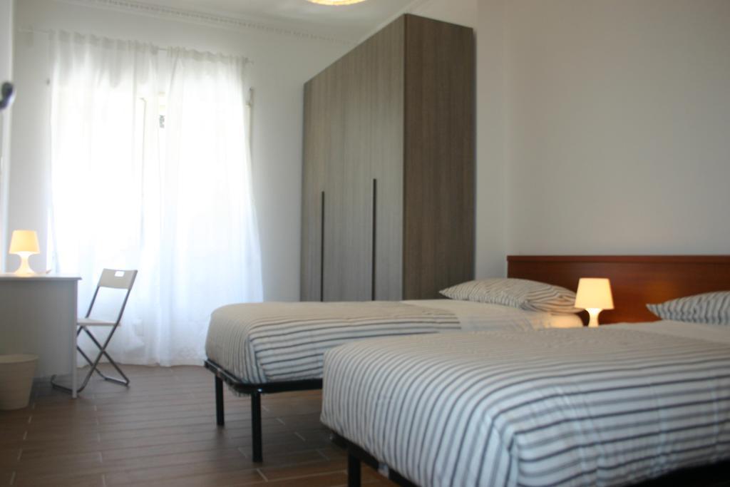 Vittoria Guest House Рим Екстериор снимка