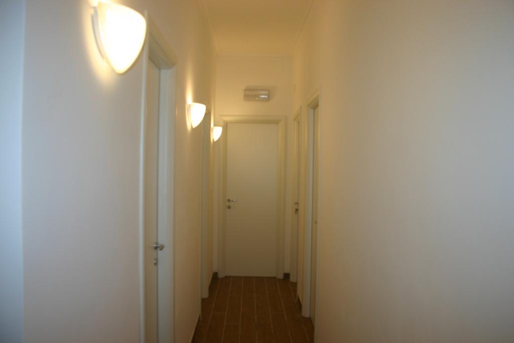 Vittoria Guest House Рим Екстериор снимка