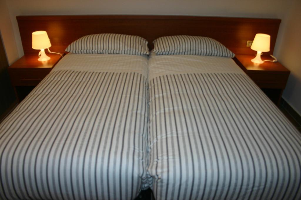 Vittoria Guest House Рим Стая снимка