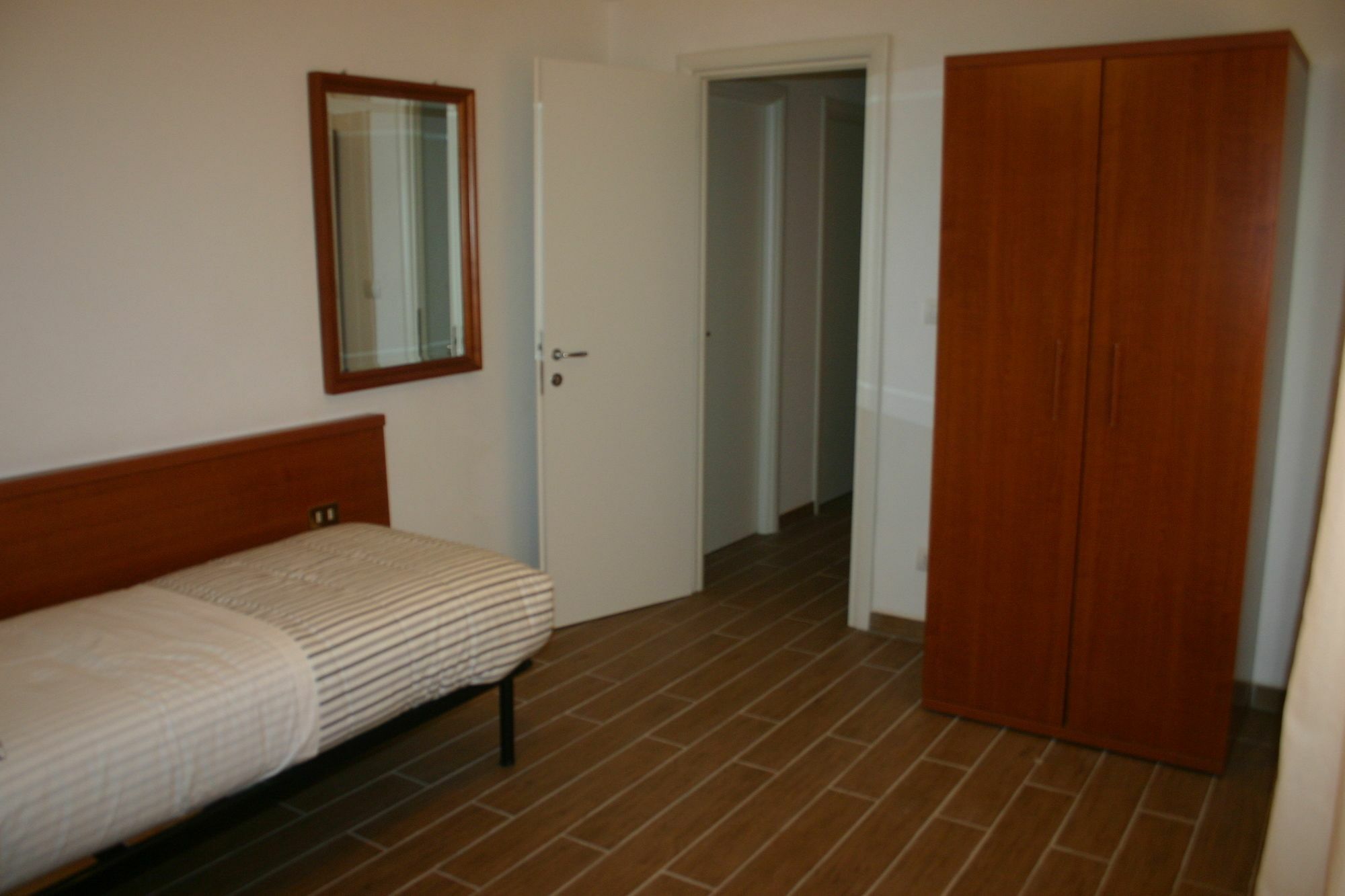 Vittoria Guest House Рим Екстериор снимка